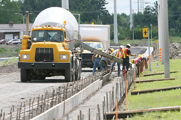 Best Custom Concrete Contractor  in North Kingsville, OH